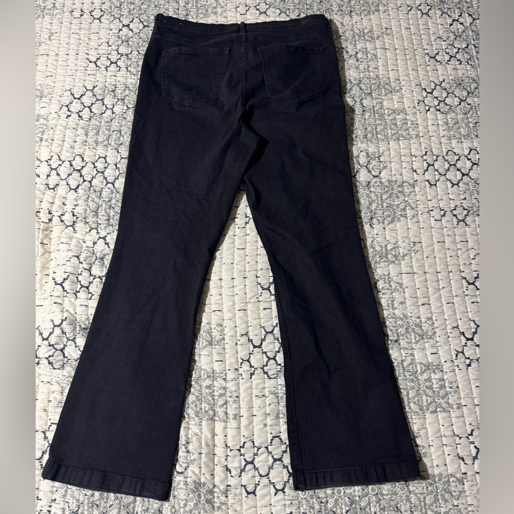 Nicole Miller Studio Button Fly Bootcut High Rise Black Jean Size 14 - Picture 2 of 2
